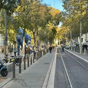 La Canebiere Au Plein Centre-ville De Appartement